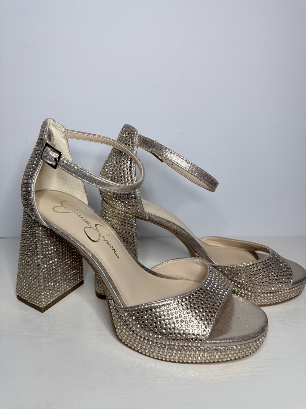 Jessica Simpson Rhinestone Gold Platform Block Heels Sandals Champagne Size 8.5